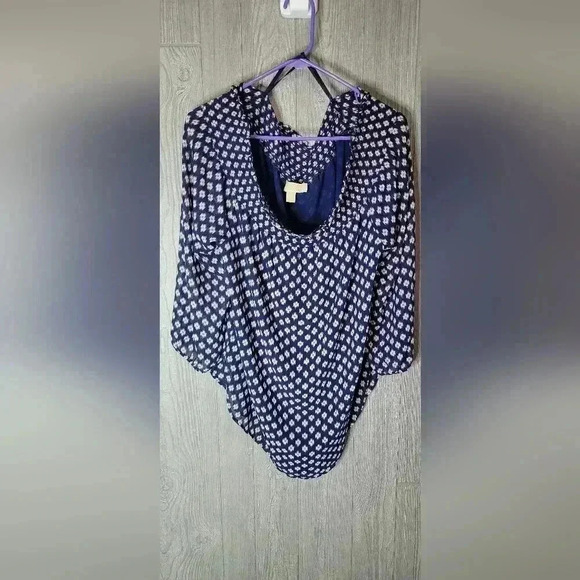 Michaels Kors off the shoulder blouse  size XL navy with white and orange patter - Picture 1 of 3